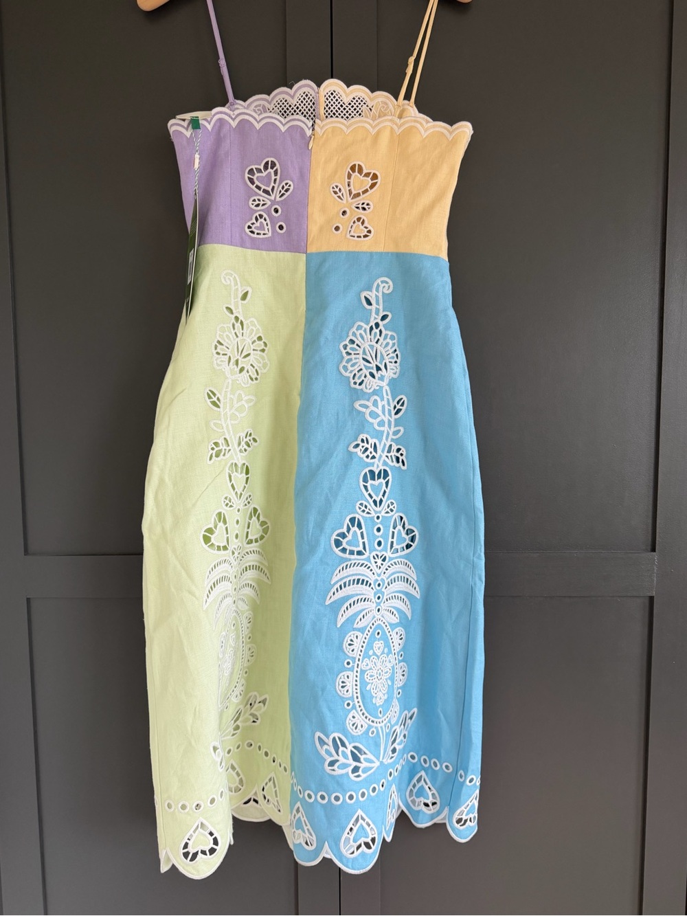 FARM Rio Multicolor Embroidered Euroflax™ Premium Linen Midi Dress | S - Picture 5 of 13